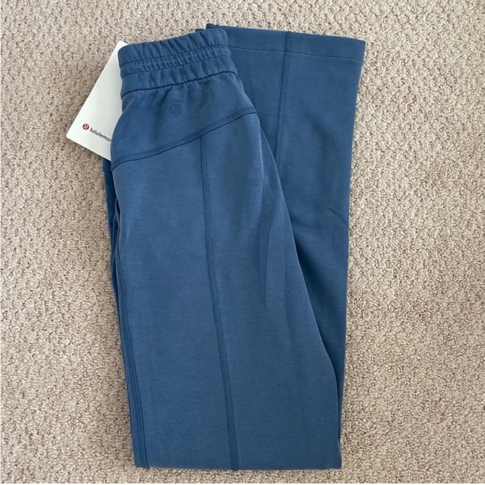 NWT Lululemon Softstreme High-Rise Pant *Full Length 31" Pitch Blue Size 8